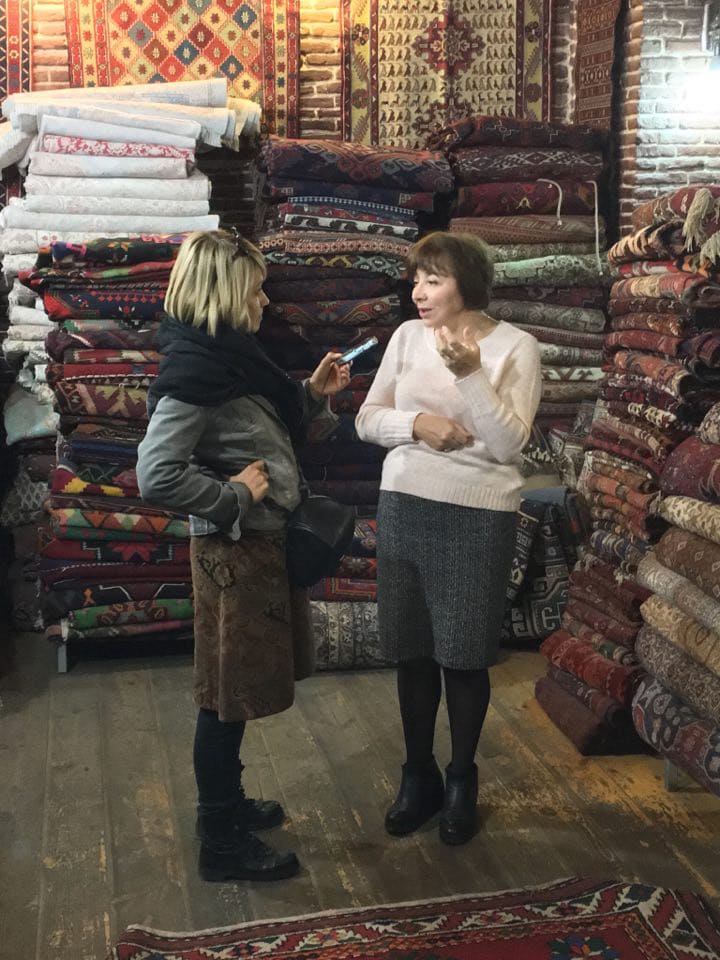 Магазин ковров в старом Тбилиси